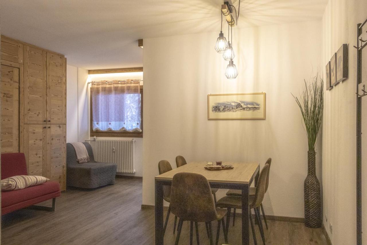 Complesso I Dadi - Condominio Cielo Alto Breuil-Cervinia Bagian luar foto