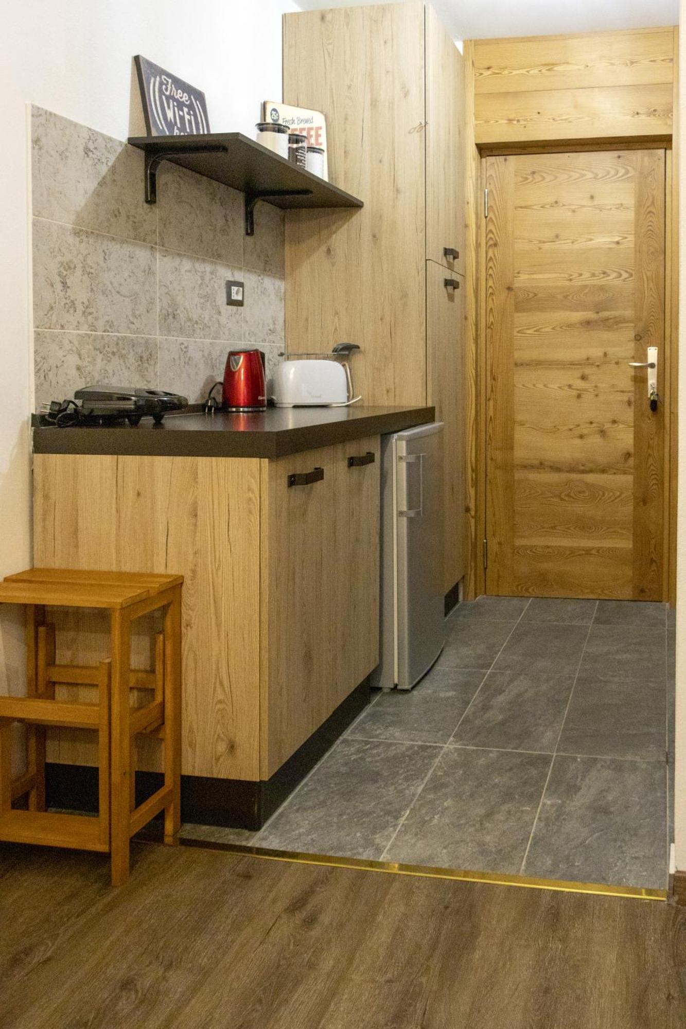 Complesso I Dadi - Condominio Cielo Alto Breuil-Cervinia Bagian luar foto