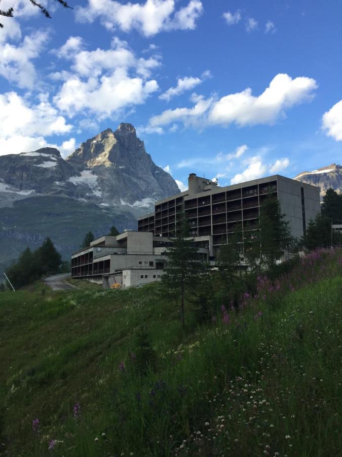 Complesso I Dadi - Condominio Cielo Alto Breuil-Cervinia Bagian luar foto